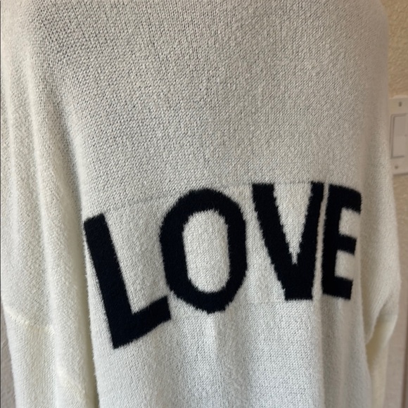 Elan Soft Cozy Cream Graphic Hoodie with Love Print - Picture 3 of 9